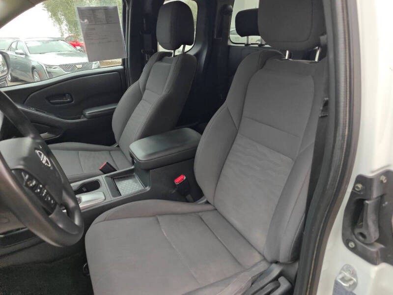 2023 Nissan Frontier S