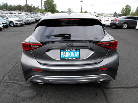 2018 Infiniti QX30 Essential