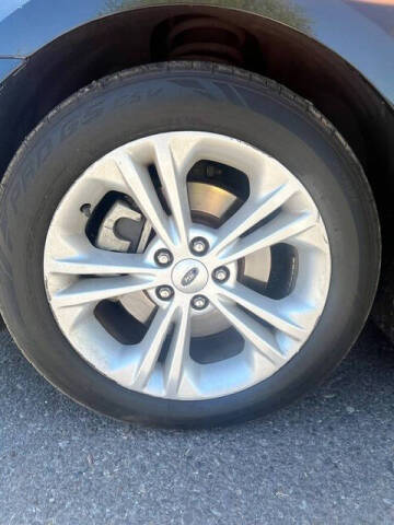 2013 Ford Taurus SEL