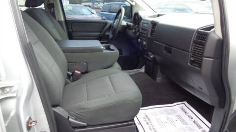 2012 Nissan Titan SV