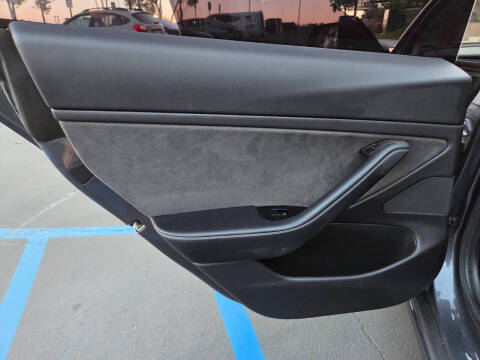 2018 Tesla Model 3 Mid Range