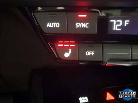 2024 Audi Q4 e-tron quattro Premium Plus 50