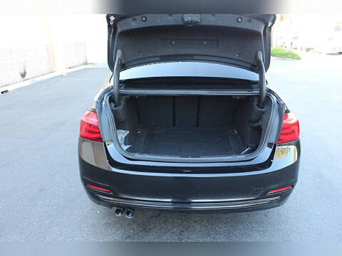 2016 BMW 3 Series 328i