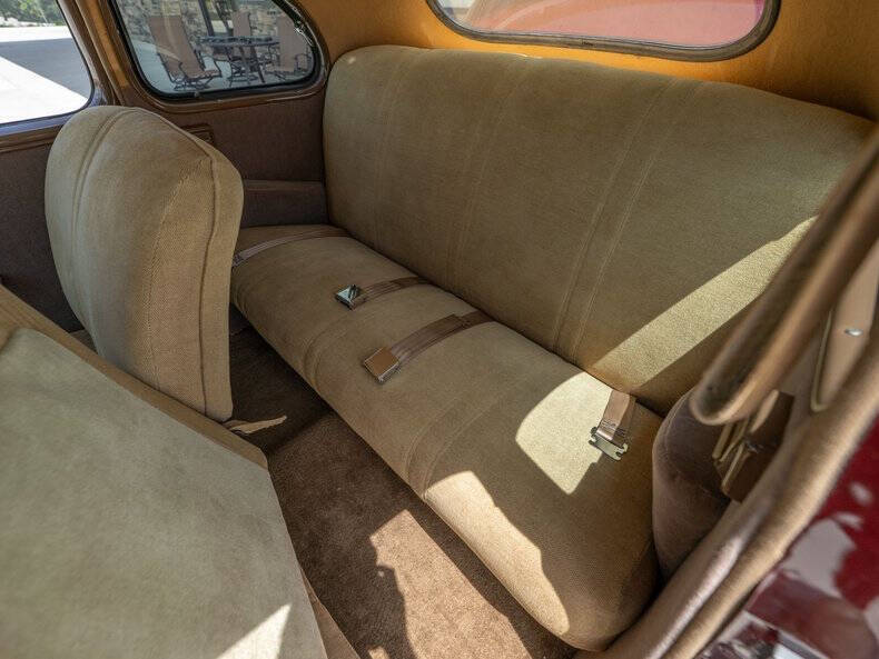1941 Ford Coupe Super Deluxe