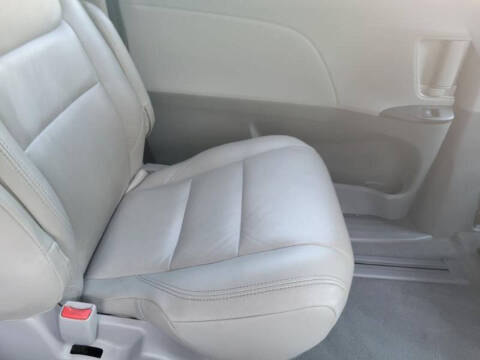 2020 Toyota Sienna L 7-Passenger