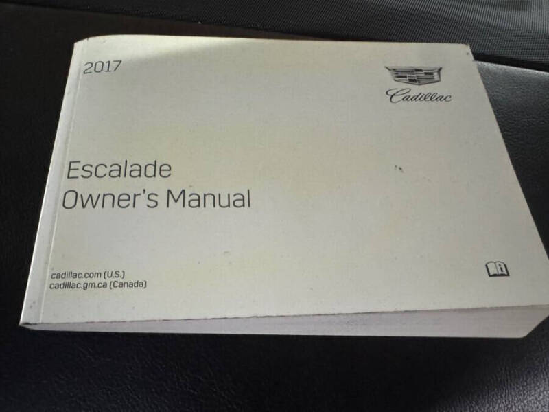 2017 Cadillac Escalade ESV Luxury