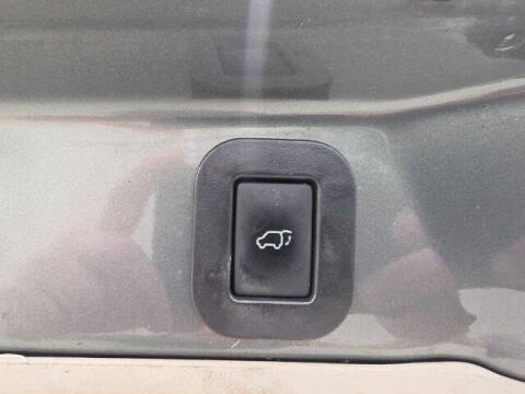 2013 Toyota Sienna XLE 8-Passenger