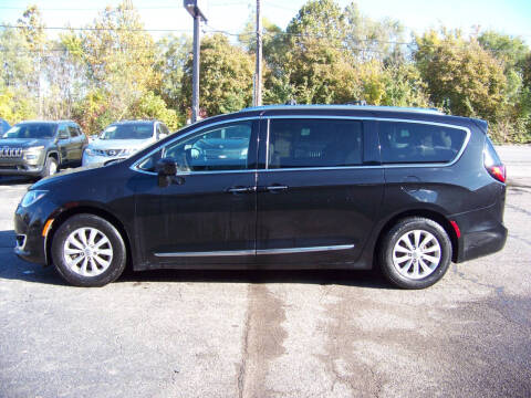 2018 Chrysler Pacifica Touring L