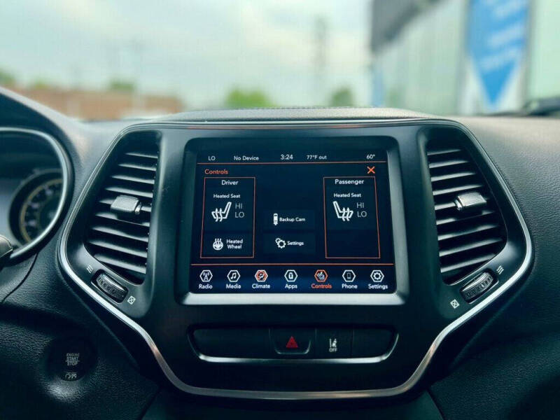 2022 Jeep Cherokee Latitude Lux