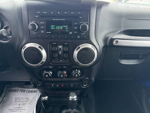 2016 Jeep Wrangler Unlimited Sahara