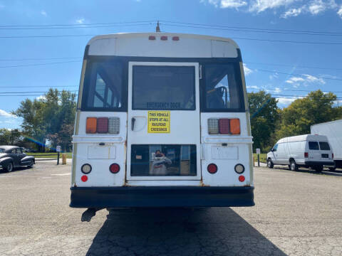 2008 Freightliner B2 Chassis