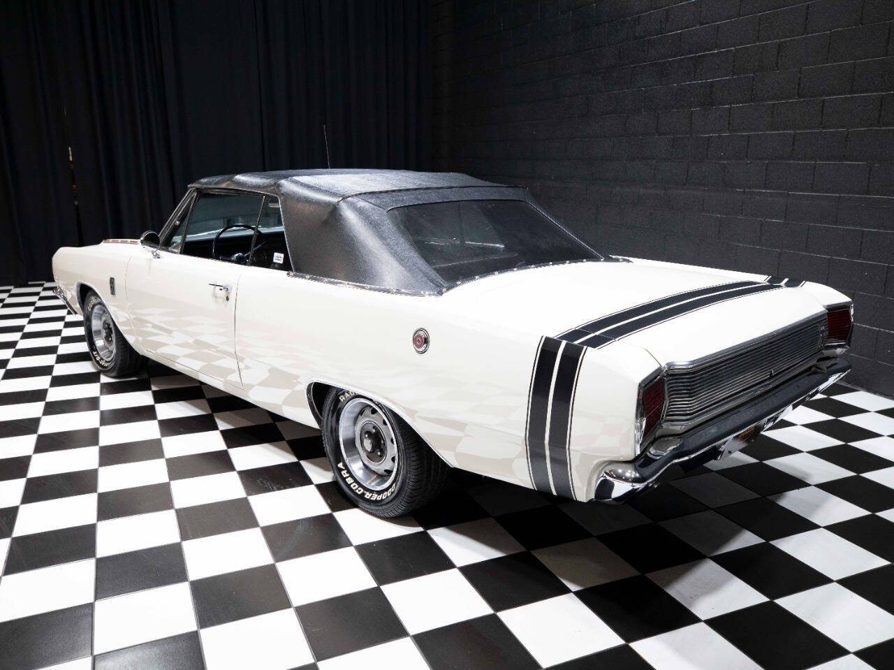 1967 Dodge Dart 19