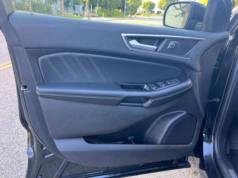 2015 Ford Edge Sport