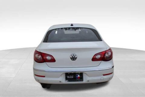 2010 Volkswagen CC Luxury