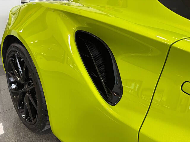 2025 Lotus Emira 10