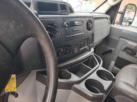 2011 Ford E-Series E-250