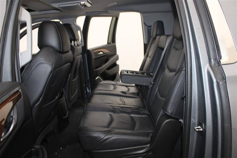 2018 Cadillac Escalade Luxury