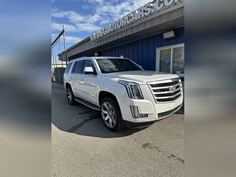 2016 Cadillac Escalade Luxury Collection