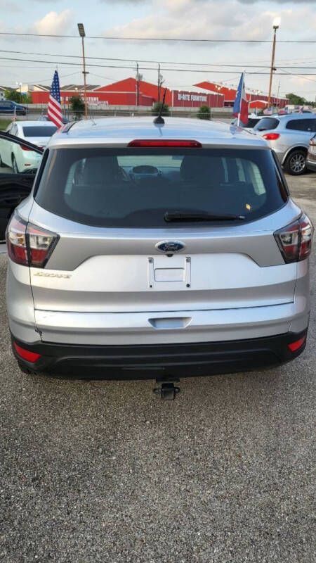 2017 Ford Escape S