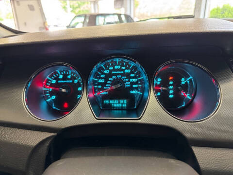 2010 Ford Taurus SEL