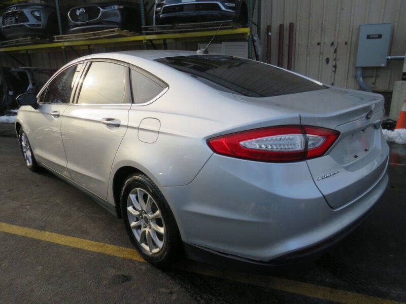 2016 Ford Fusion S