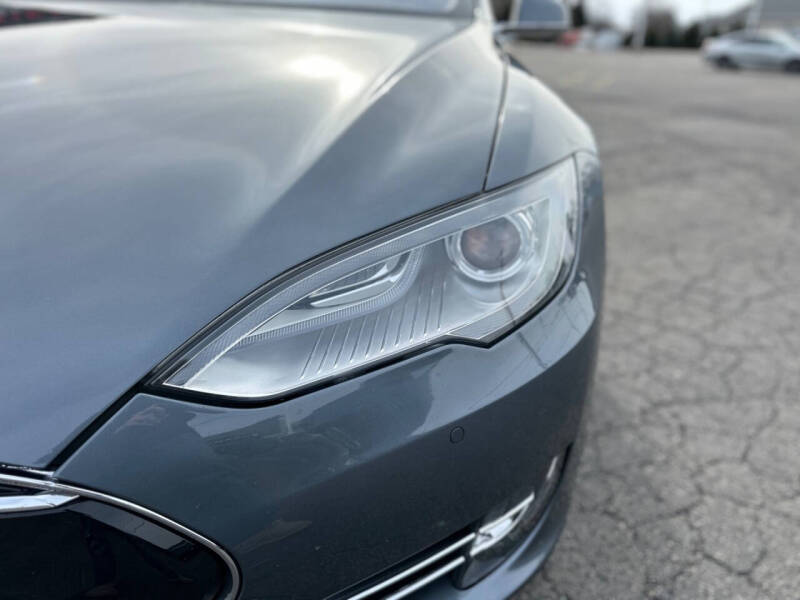 2014 Tesla Model S 85
