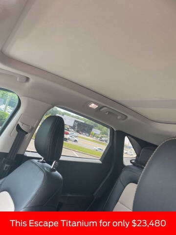 2021 Ford Escape Titanium