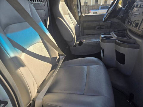 2014 Ford E-Series E-250