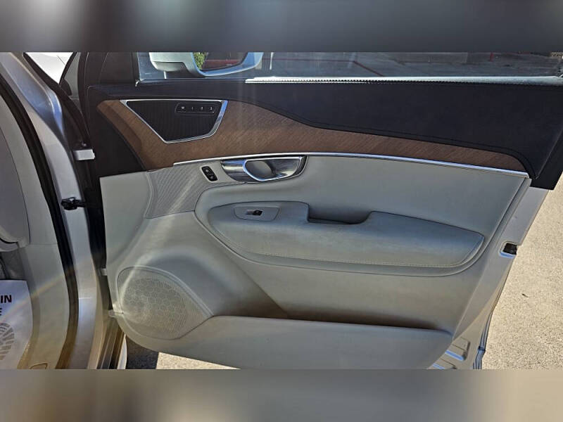 2016 Volvo XC90 T6 Inscription