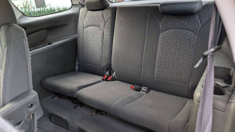 2013 GMC Acadia SLE-2