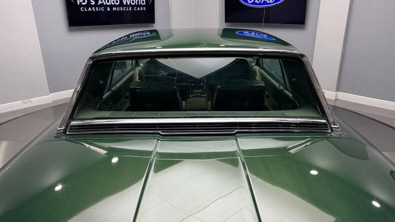 1965 Ford Thunderbird