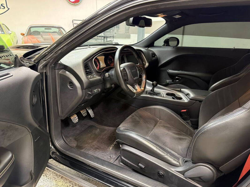 2016 Dodge Challenger SRT Hellcat