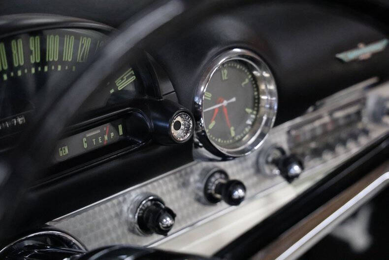 1956 Ford Thunderbird