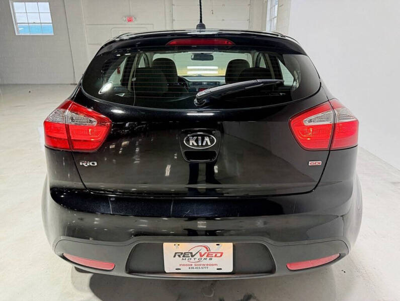 2015 Kia Rio 5-Door LX