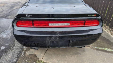 2014 Dodge Challenger SRT8