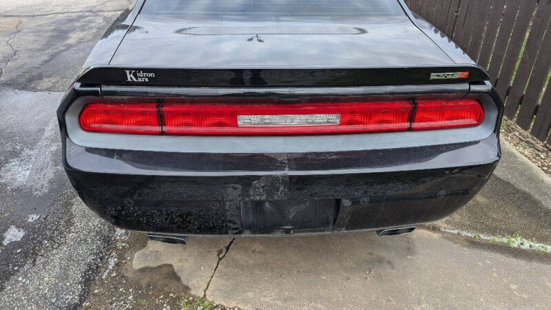 2014 Dodge Challenger SRT8