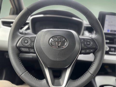 2024 Toyota Corolla Hatchback SE