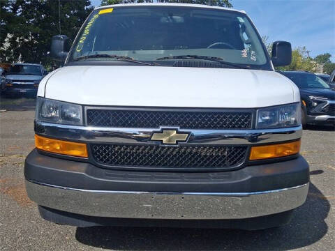 2023 Chevrolet Express 2500