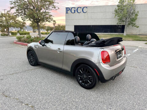 2017 MINI Convertible Cooper