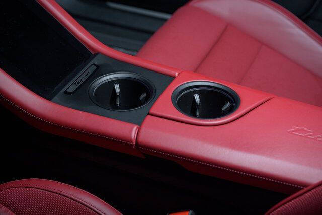 2021 Porsche Taycan Turbo