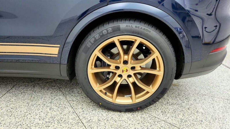 2024 Porsche Cayenne Coupe