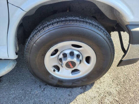 2023 GMC Savana 2500