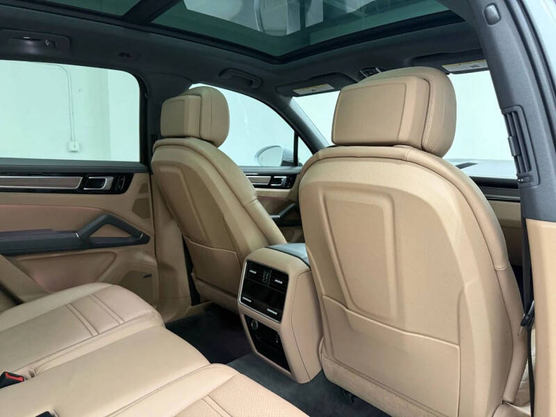 2020 Porsche Cayenne S