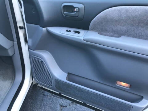 1999 Toyota Sienna XLE