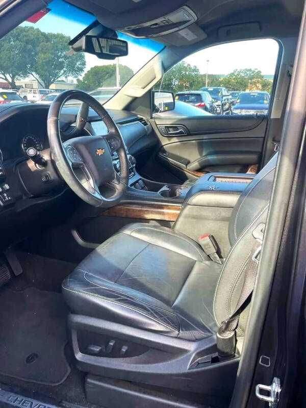 2017 Chevrolet Suburban LT