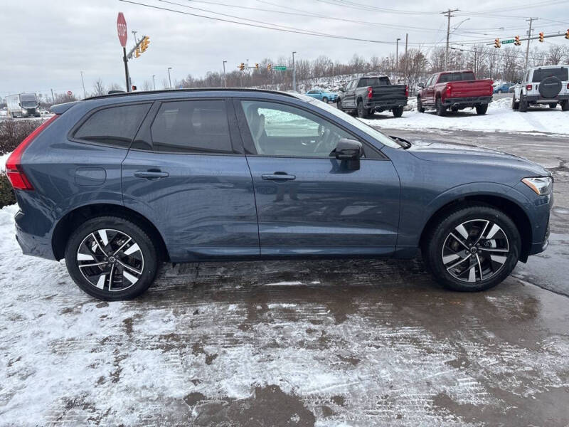 2026 Volvo XC60 B5 Plus