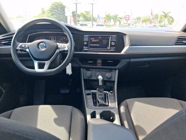 2019 Volkswagen Jetta SE