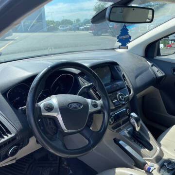 2012 Ford Focus SEL