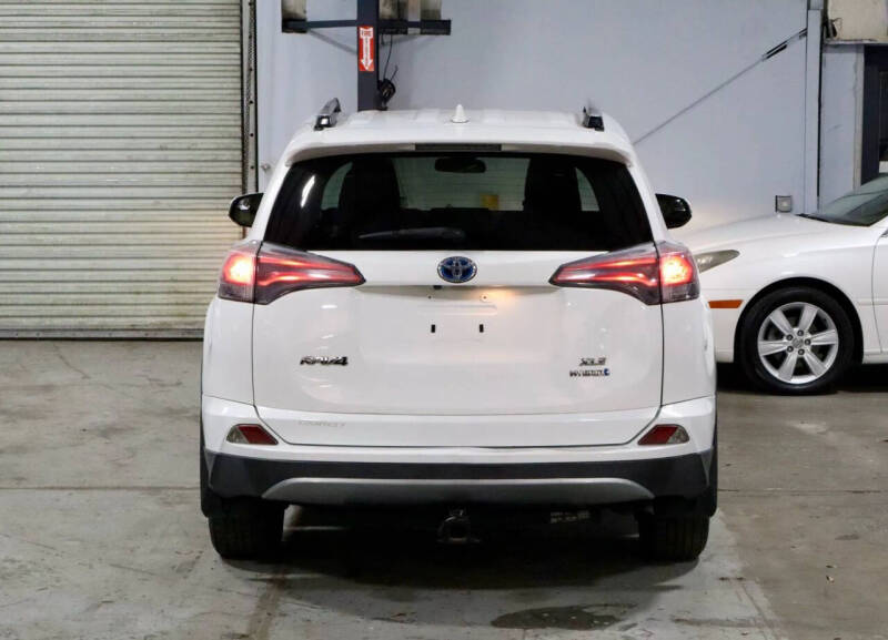 2018 Toyota RAV4 Hybrid