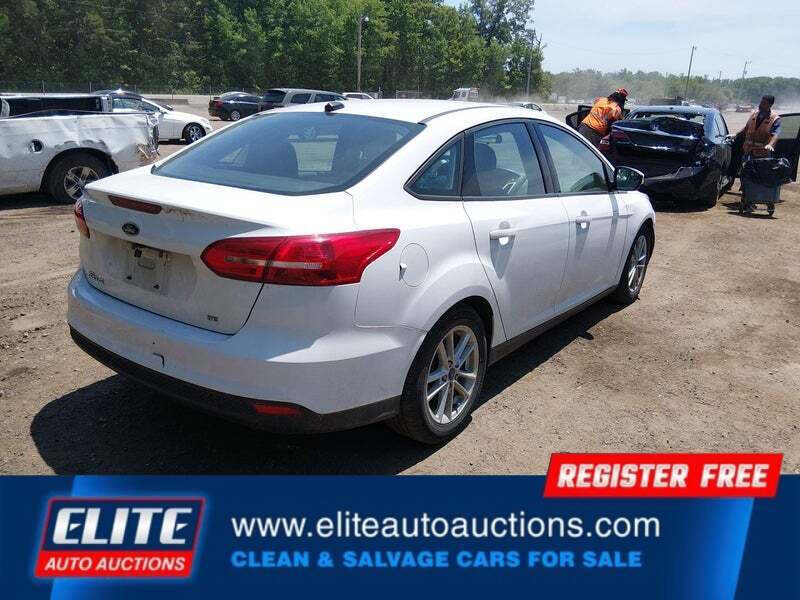2017 Ford Focus SE